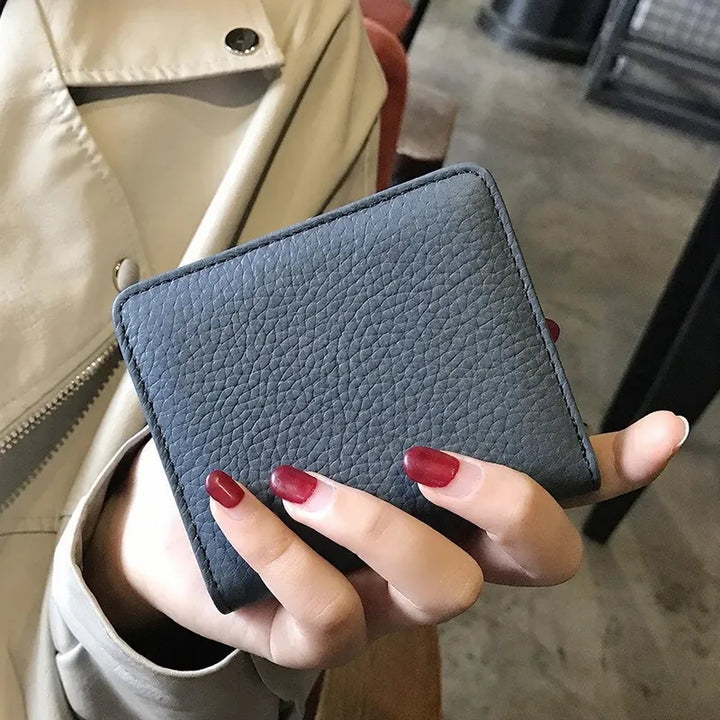 Women's Compact Genuine Leather Wallet - Roseli