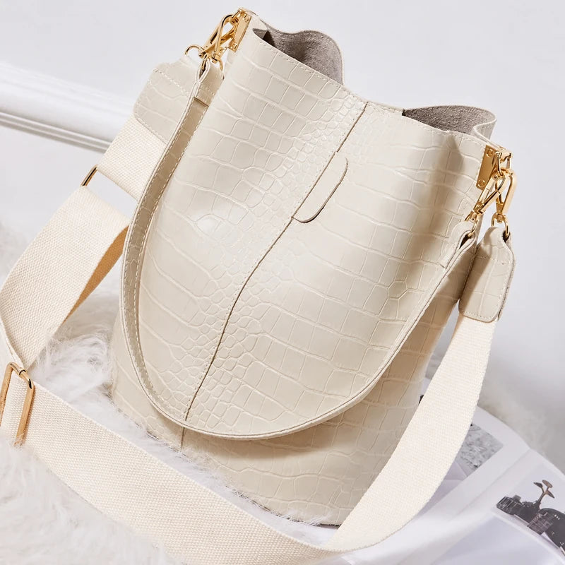 Women's Leather Bag - Mary Bennett, view 8