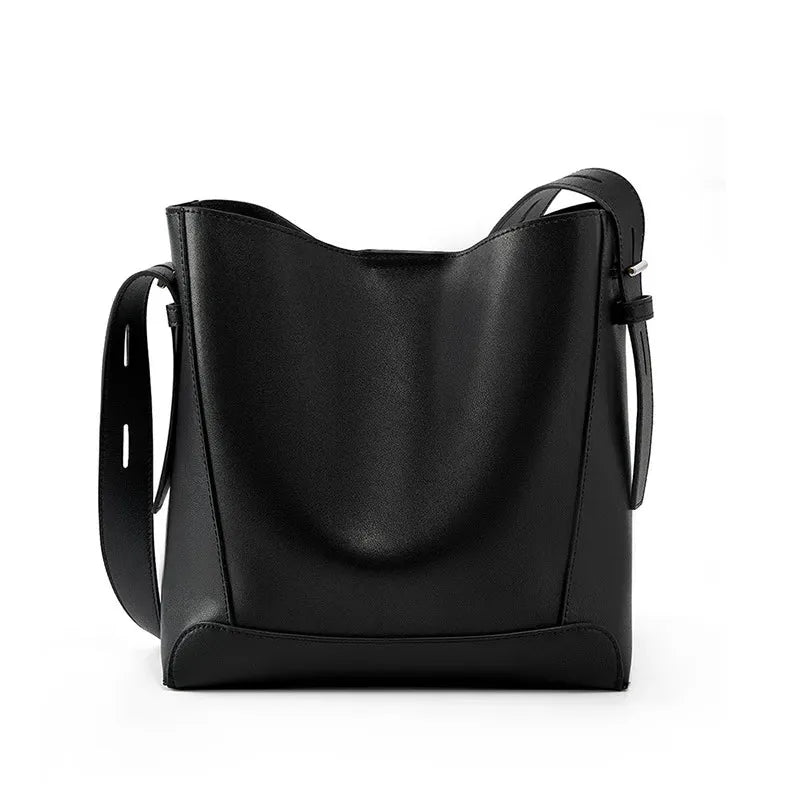 Women's Leather Bag - Penélope, view 16